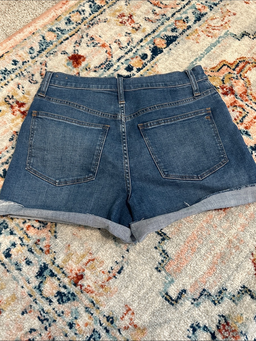 Madewell High Rise Denim Shorts. Size 27 - Picture 4 of 6
